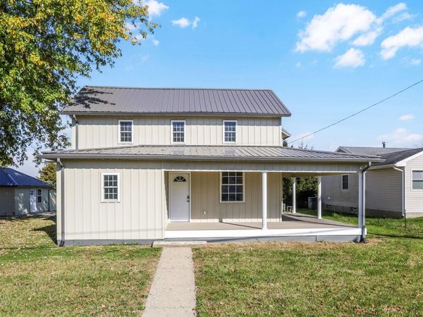 11660 Main Street , Stoutsville, OH 43154