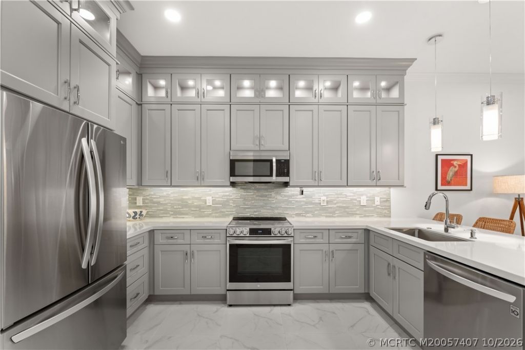 4692 SE Manatee Way , Stuart, FL 34997 Photo
