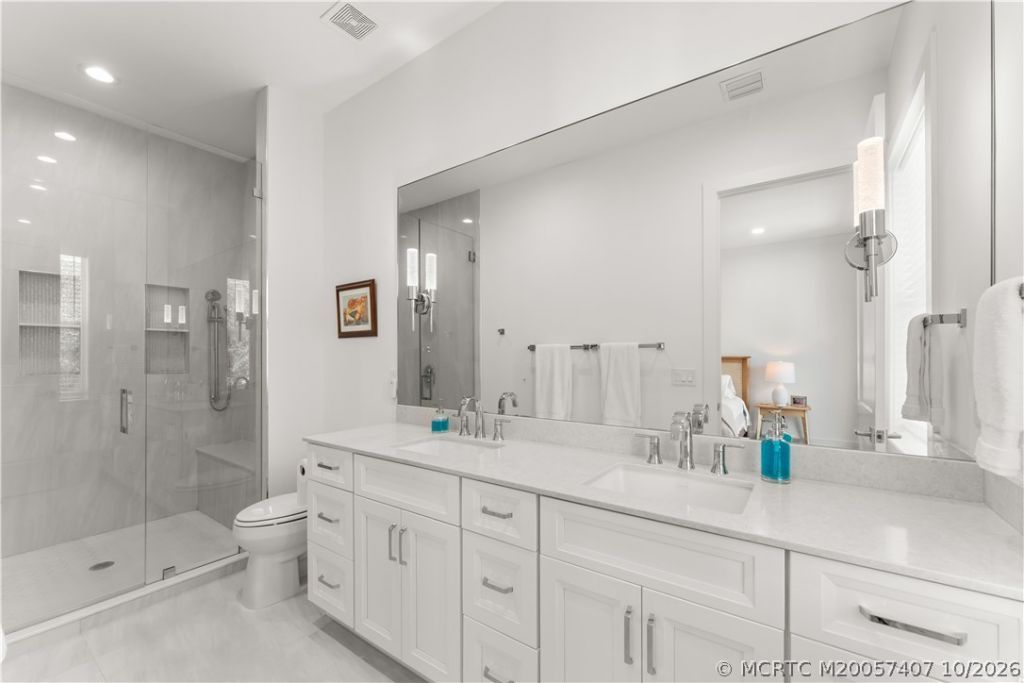 4692 SE Manatee Way , Stuart, FL 34997 Photo