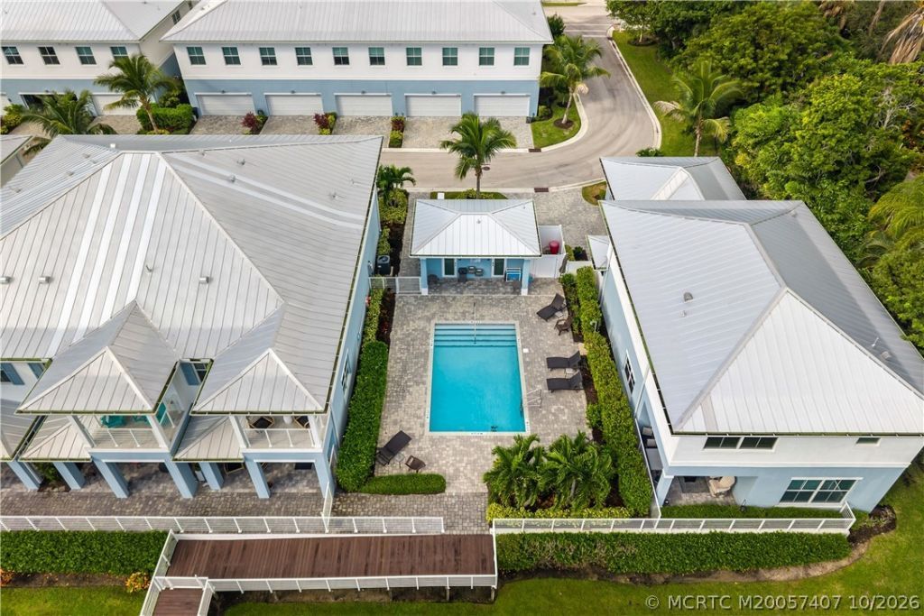 4692 SE Manatee Way , Stuart, FL 34997 Photo