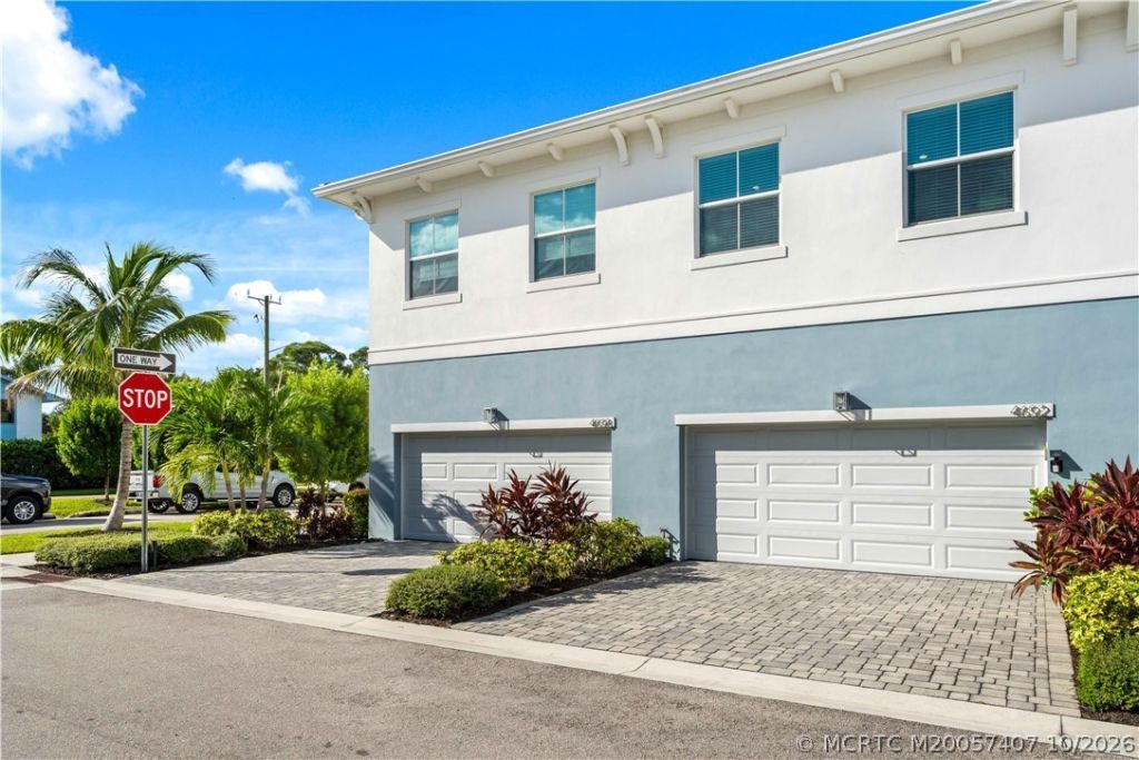4692 SE Manatee Way , Stuart, FL 34997 Photo