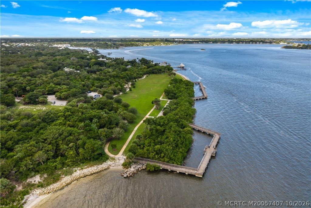 4692 SE Manatee Way , Stuart, FL 34997 Photo
