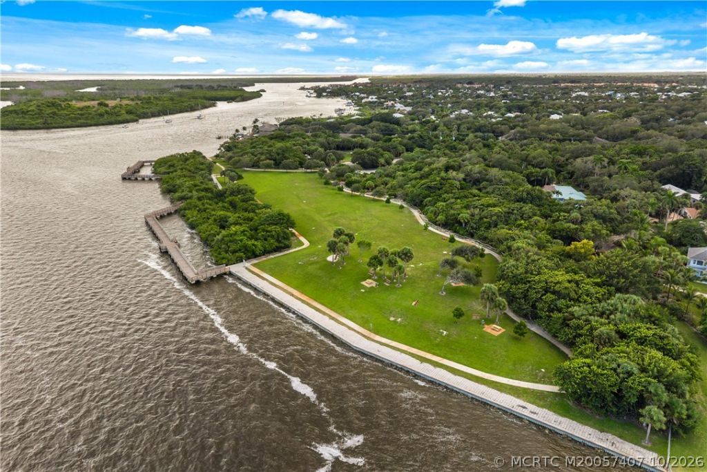 4692 SE Manatee Way , Stuart, FL 34997 Photo