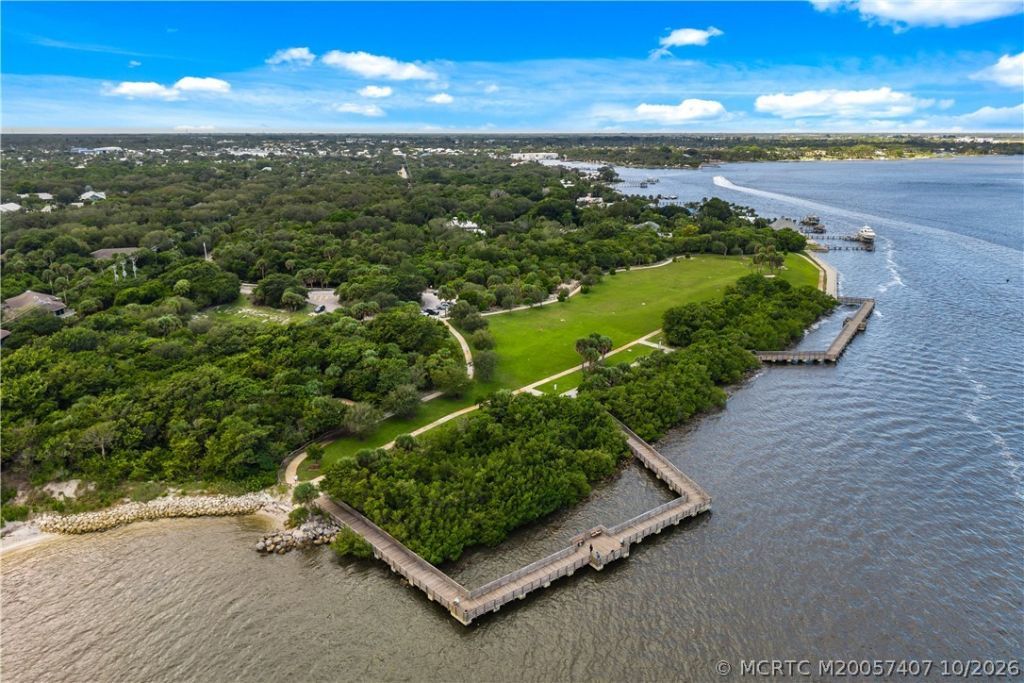 4692 SE Manatee Way , Stuart, FL 34997 Photo