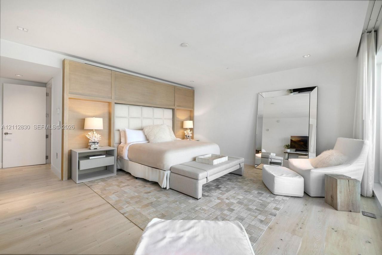102 24th St , Unit PH1717, Miami Beach, FL 33139 Photo