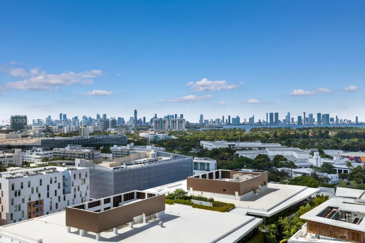 102 24th St , Unit PH1717, Miami Beach, FL 33139 Photo