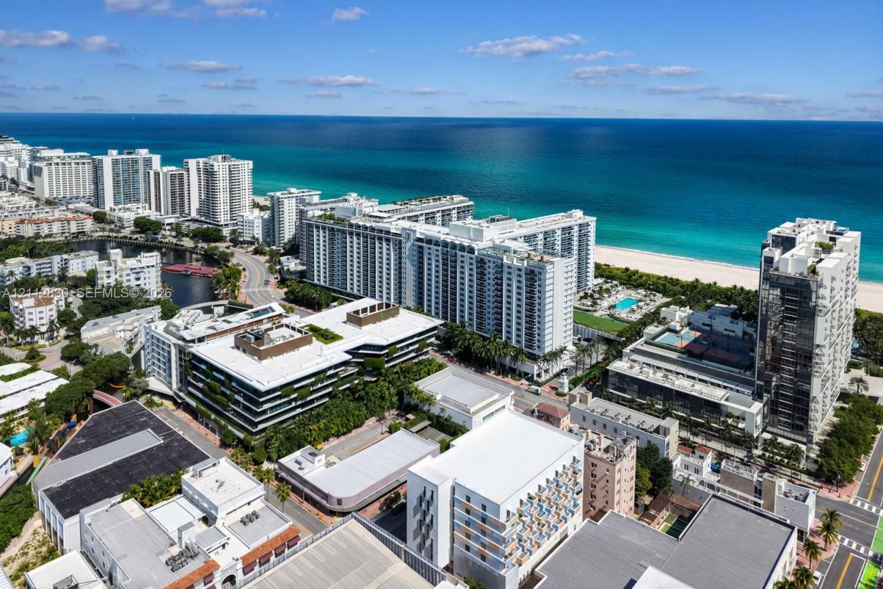 102 24th St , Unit PH1717, Miami Beach, FL 33139 Photo