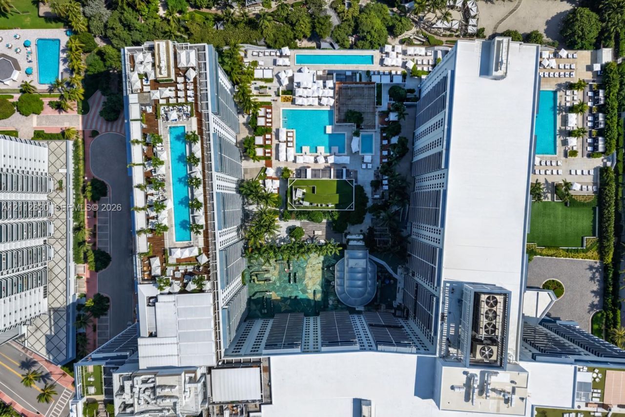 102 24th St , Unit PH1717, Miami Beach, FL 33139 Photo