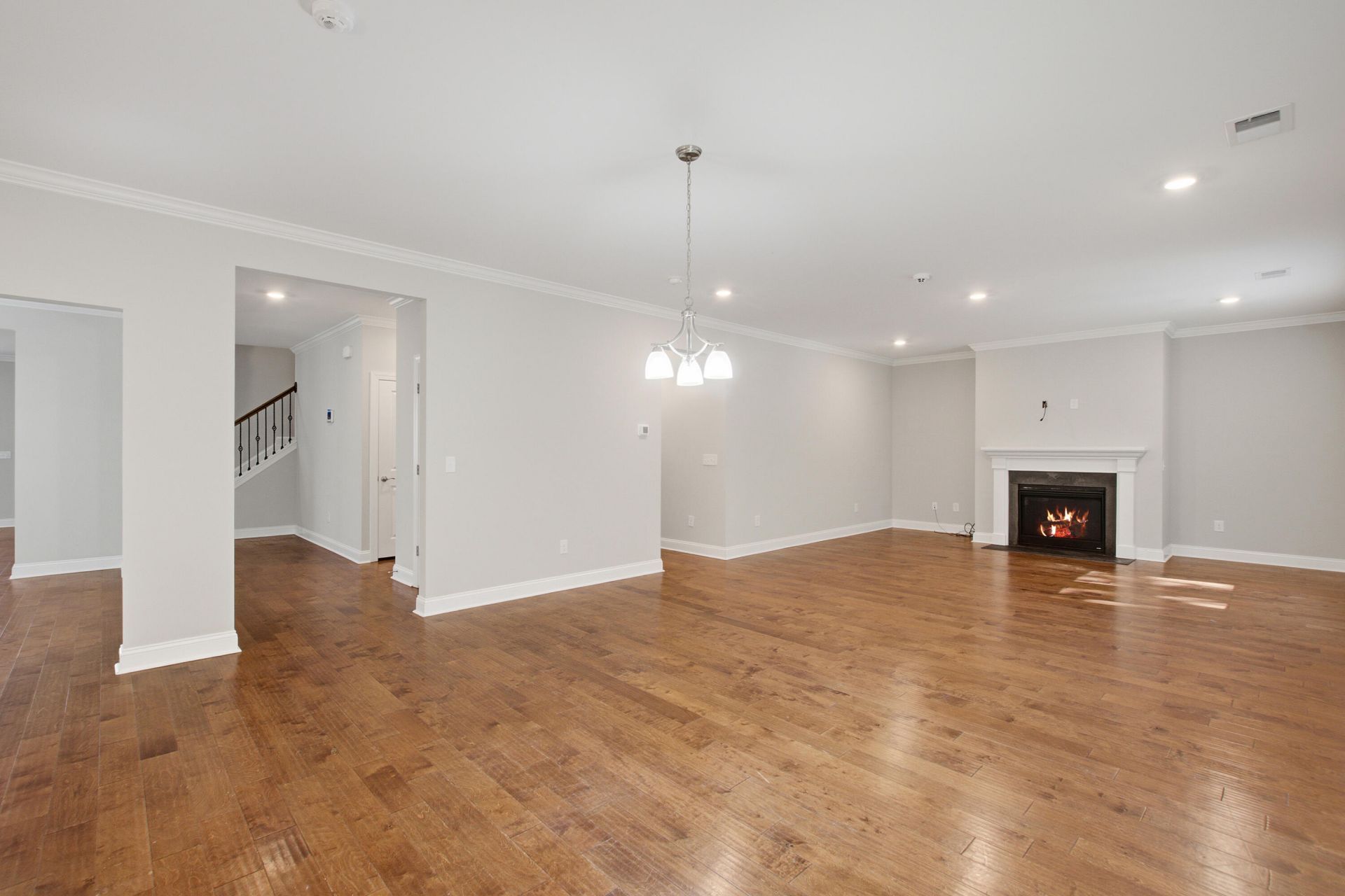 320 Long Pier Street Photo 17