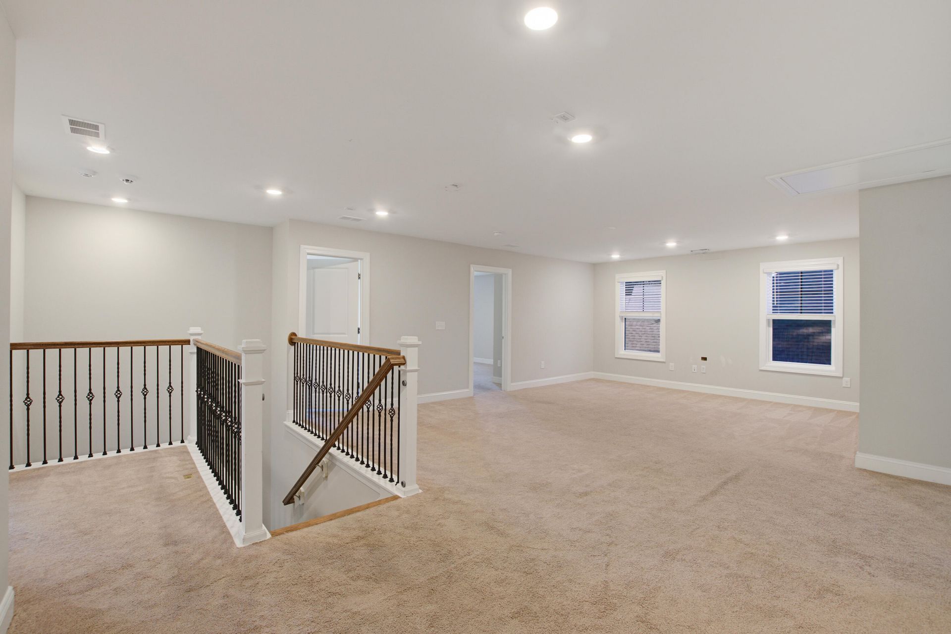 320 Long Pier Street Photo 25