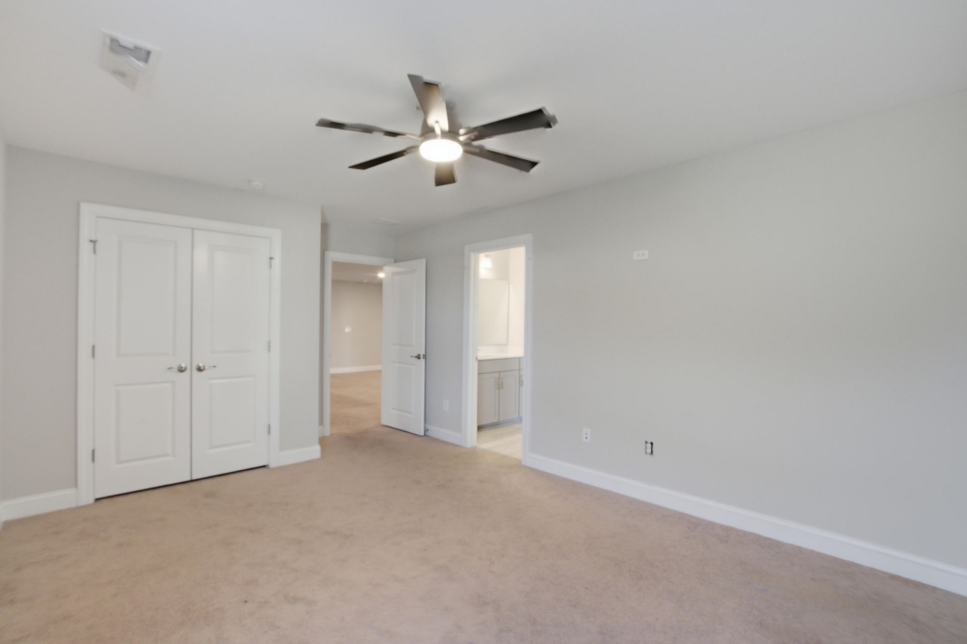 320 Long Pier Street Photo 30