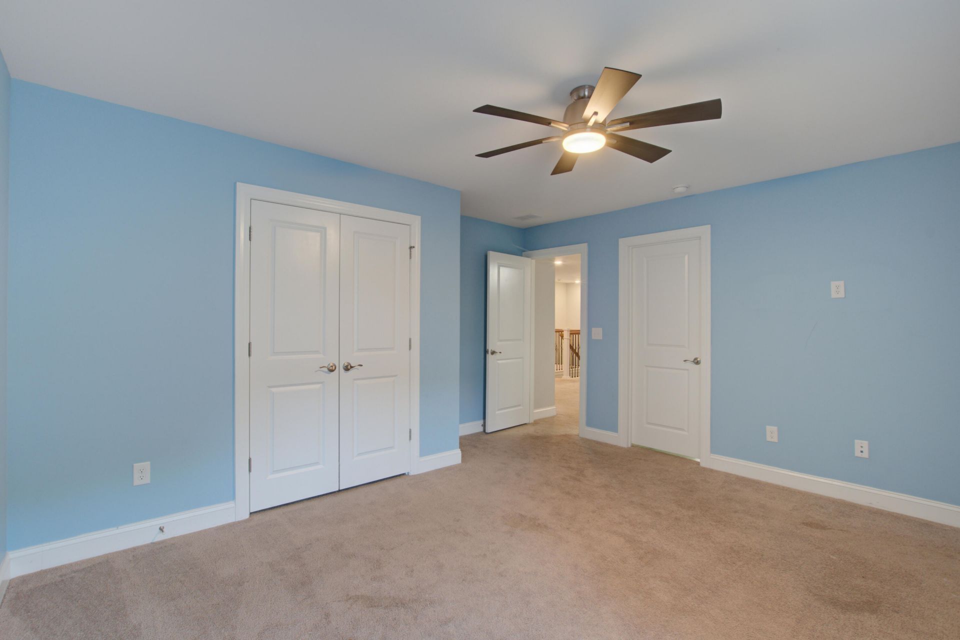 320 Long Pier Street Photo 37
