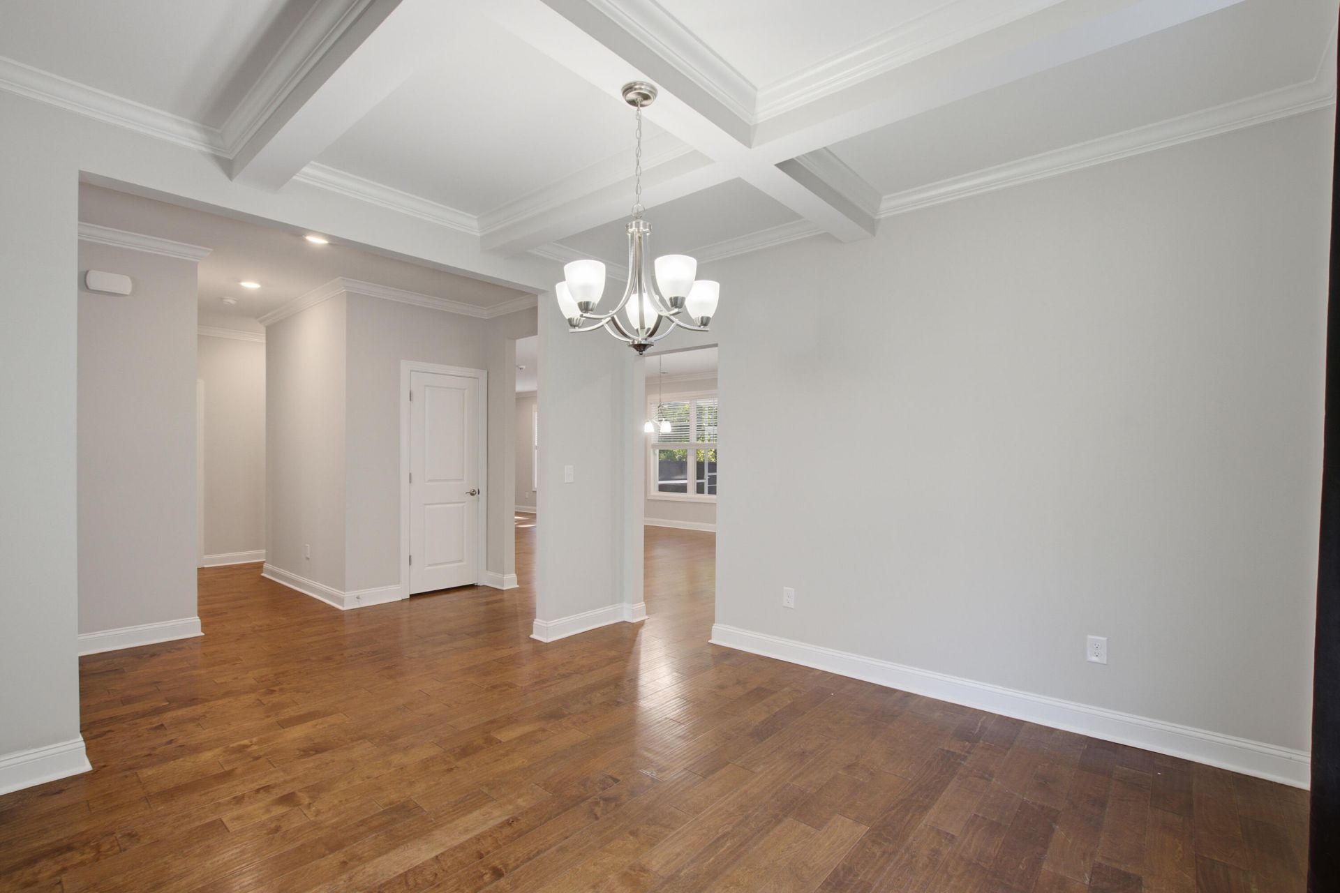 320 Long Pier Street Photo 8