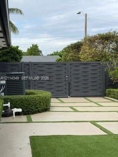 1721 NW 11th Ave , Homestead, FL 33030 Photo