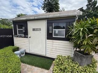 1721 NW 11th Ave , Homestead, FL 33030 Photo