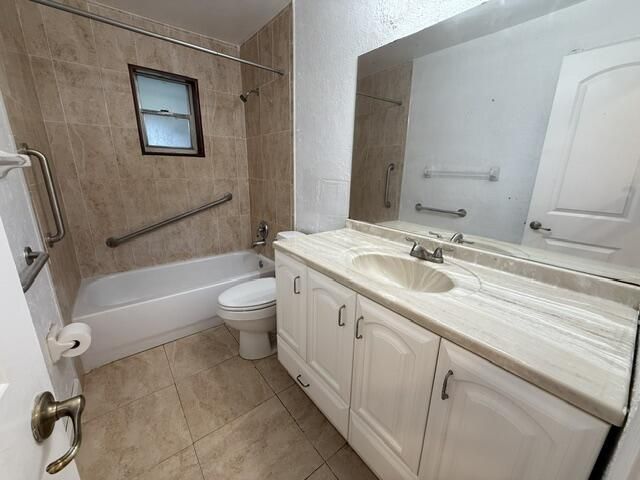 1241 W 6th Street, West Palm Beach, FL 33404 Photo