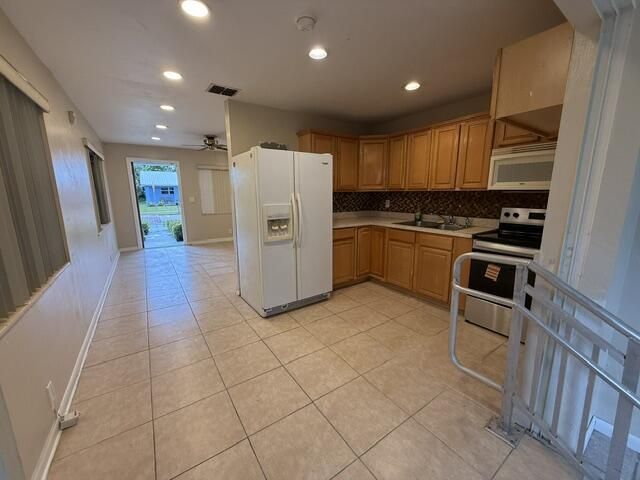 1241 W 6th Street, West Palm Beach, FL 33404 Photo