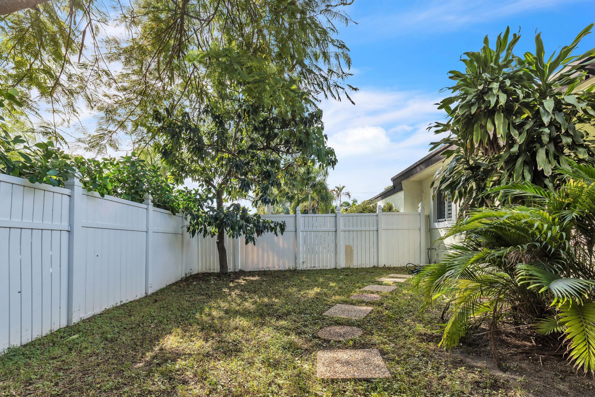 220 NW 12th Street, Boca Raton, FL 33432 Photo
