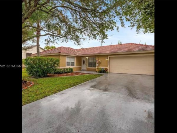 12230 Dartmoor Dr , Wellington, FL 33414