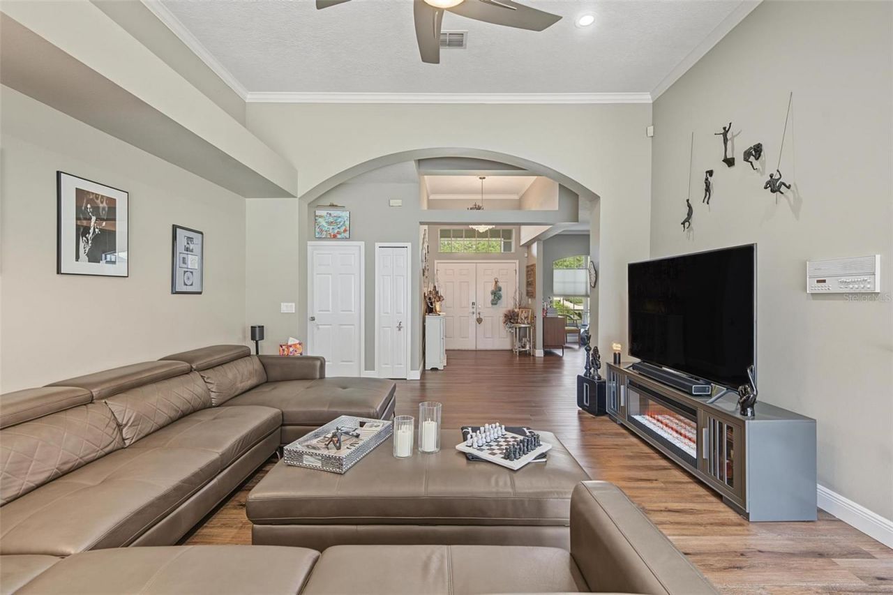 5124 Pinnacle Drive , Oldsmar, FL 34677 Photo