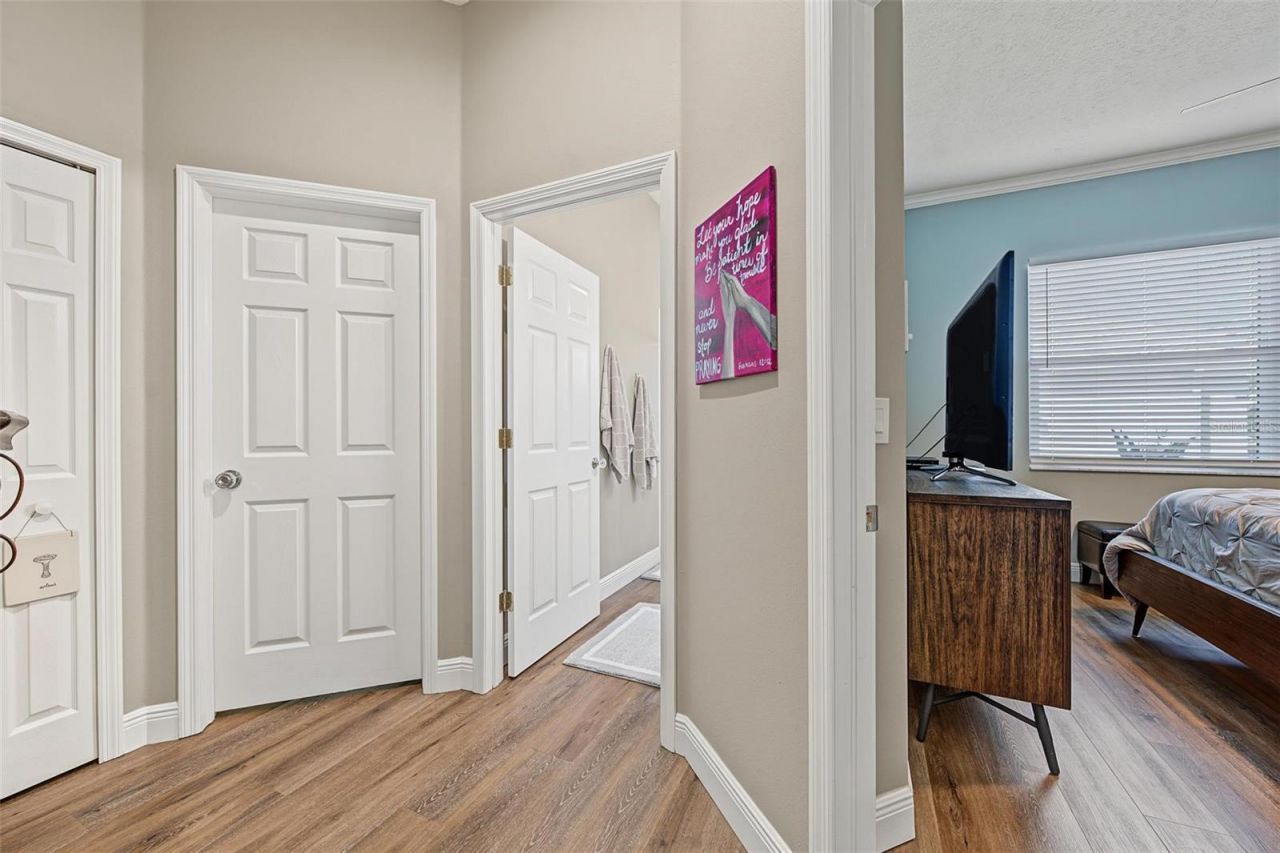 5124 Pinnacle Drive , Oldsmar, FL 34677 Photo