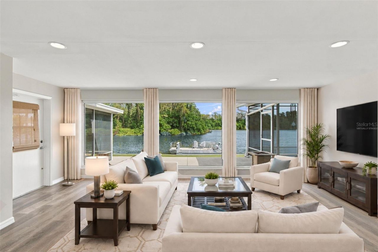 1615 Bunker Hill Drive, Sun City Center, FL 33573 Photo