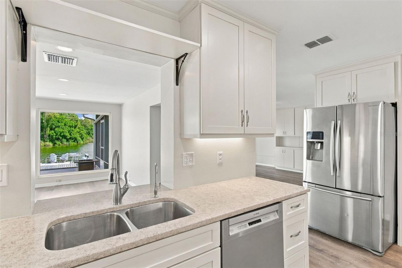 1615 Bunker Hill Drive, Sun City Center, FL 33573 Photo