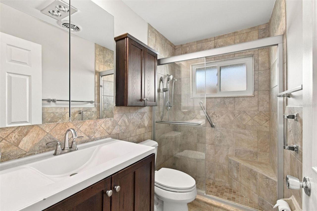1615 Bunker Hill Drive, Sun City Center, FL 33573 Photo