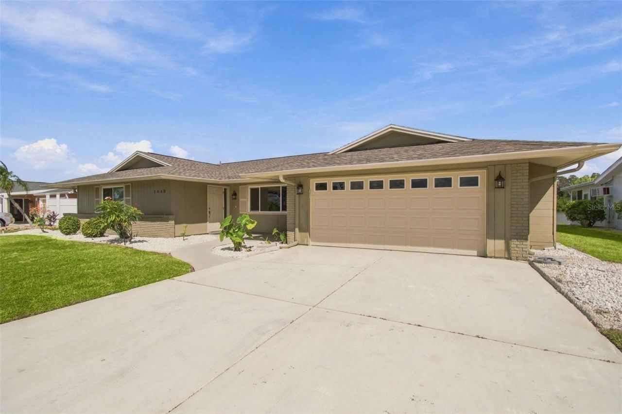 1615 Bunker Hill Drive, Sun City Center, FL 33573 Photo