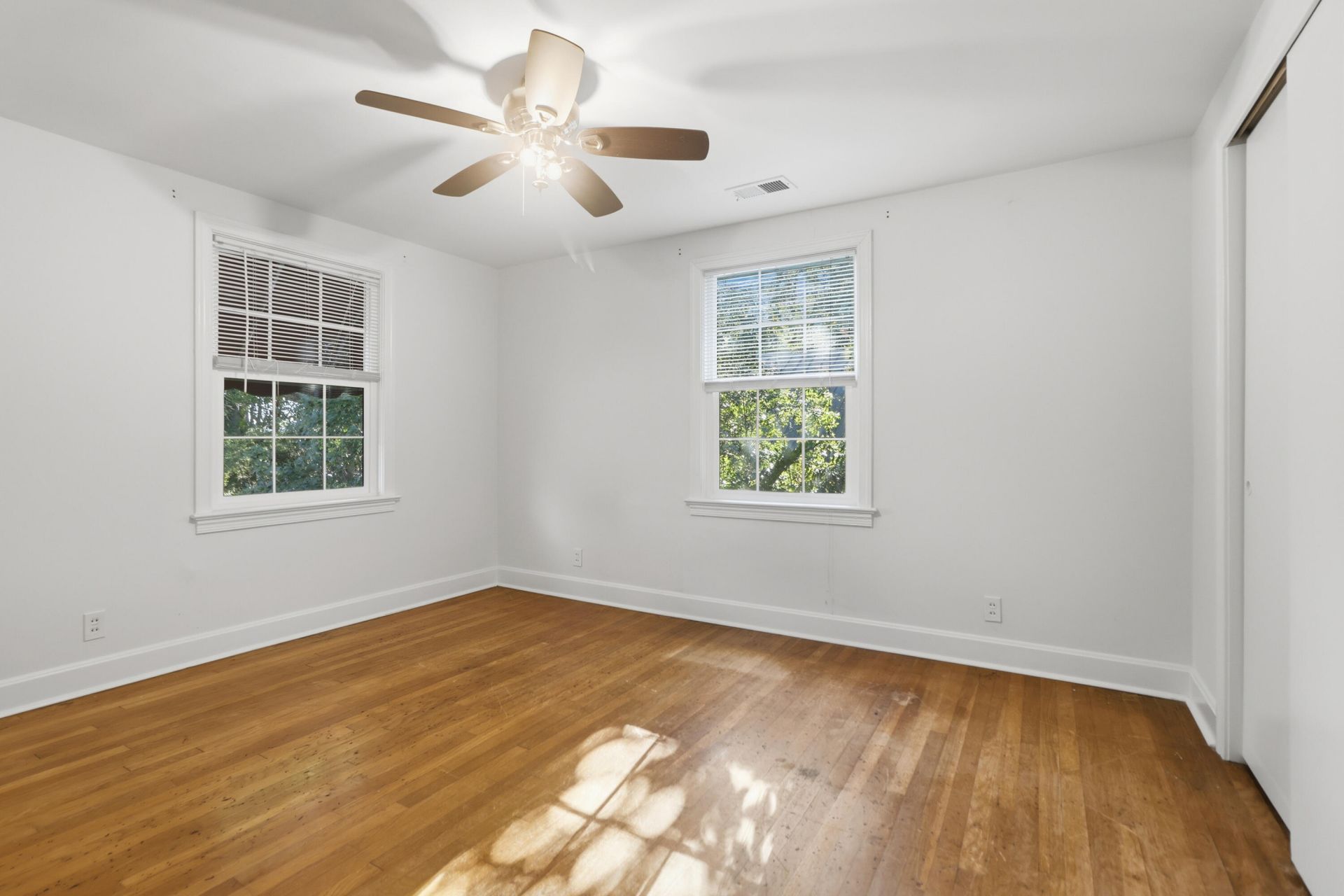 3 Fenwick Drive Photo 36