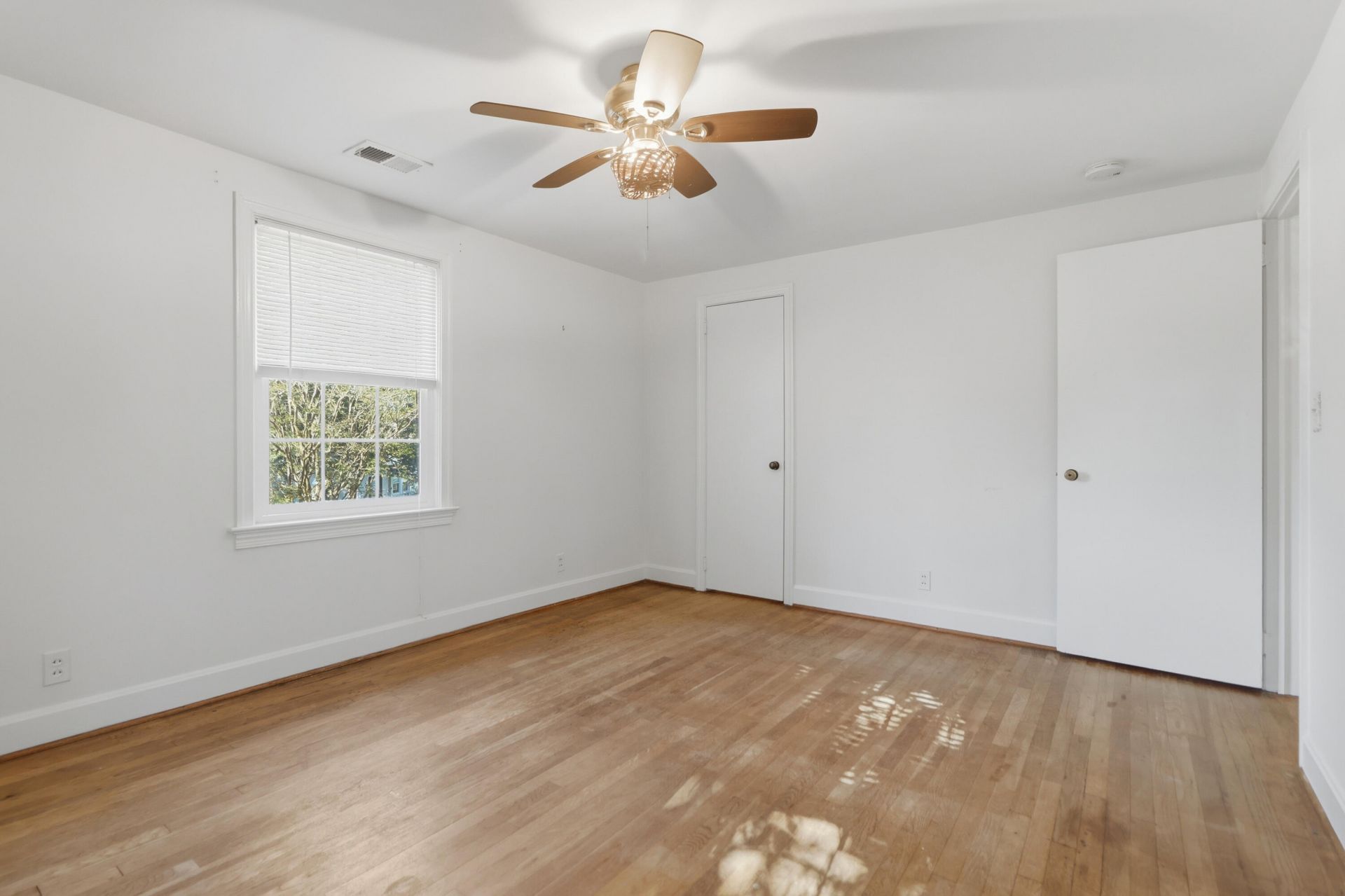3 Fenwick Drive Photo 41