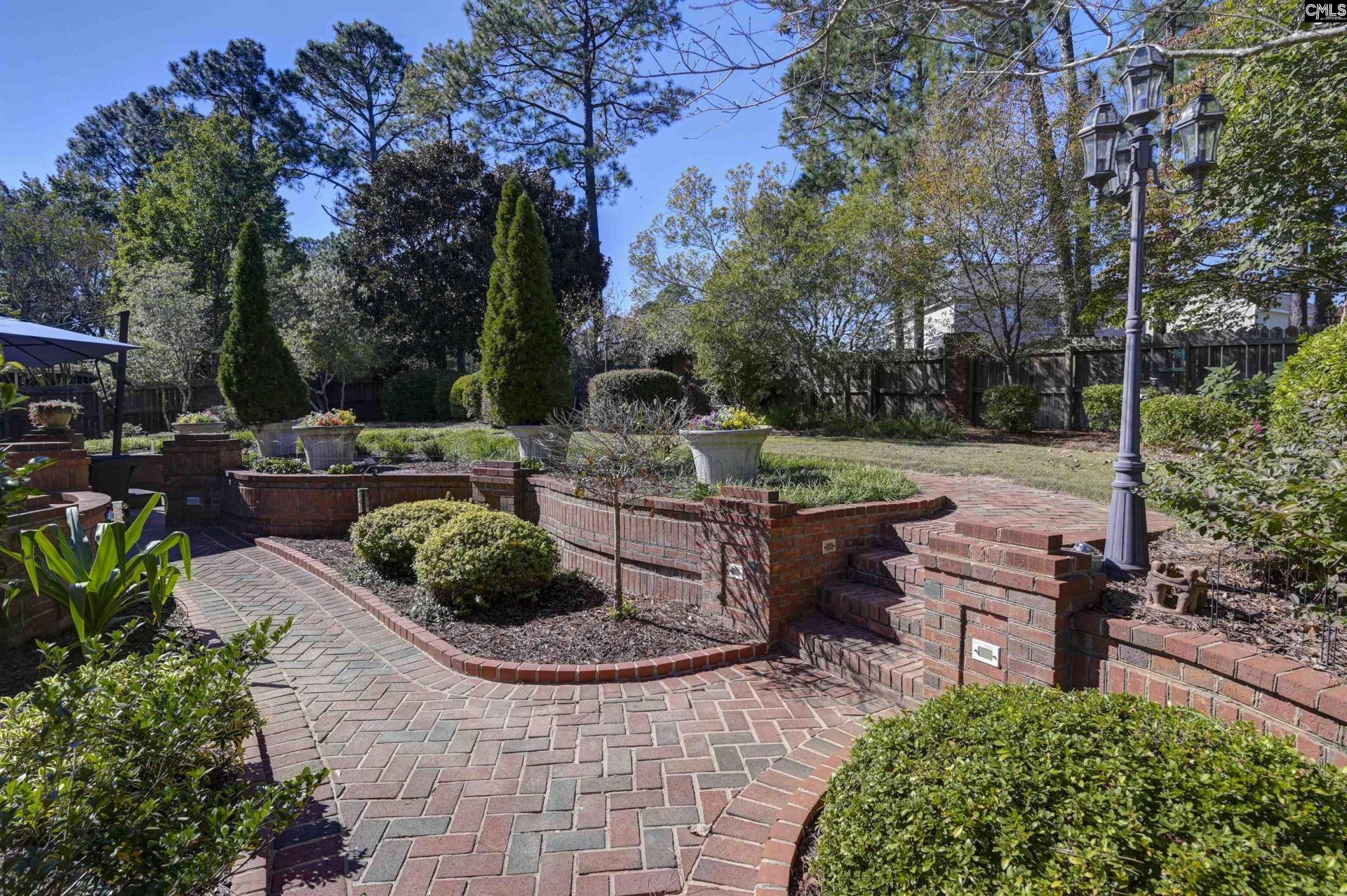 411 Bridgecreek Drive  Photo 7