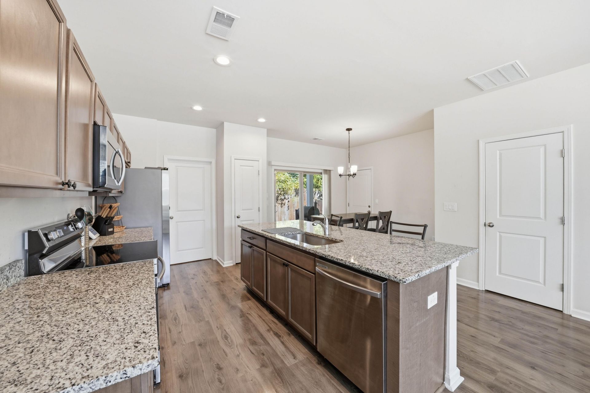 1031 Berry Patch Circle Photo 16