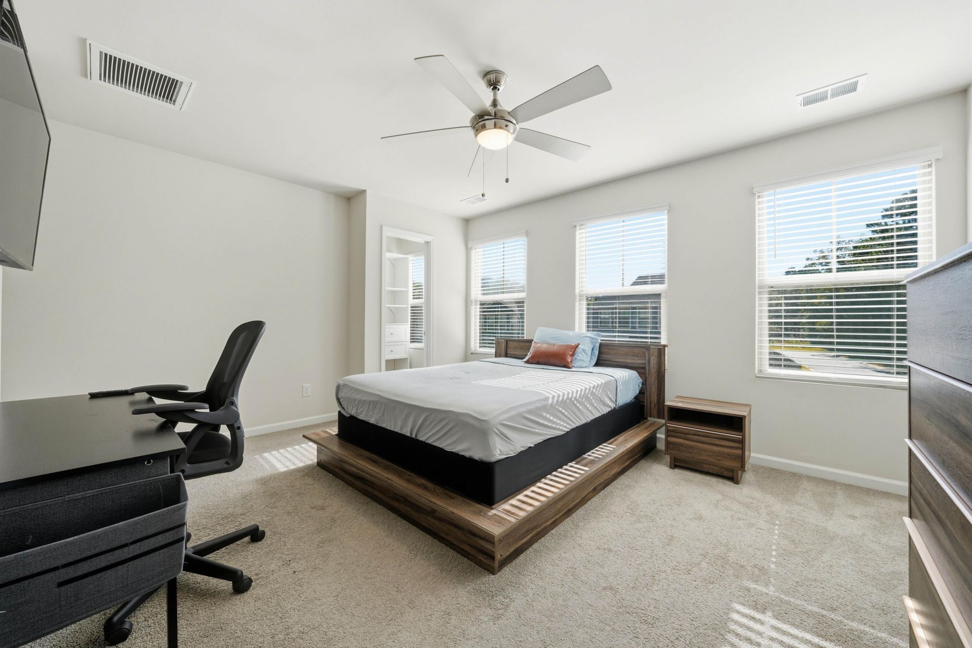 1031 Berry Patch Circle Photo 36