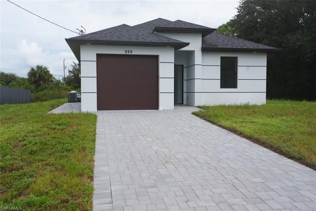 849 Wolverine St E, Lehigh Acres, FL 33974 Photo