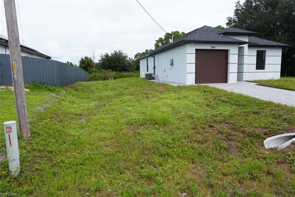 849 Wolverine St E, Lehigh Acres, FL 33974 Photo