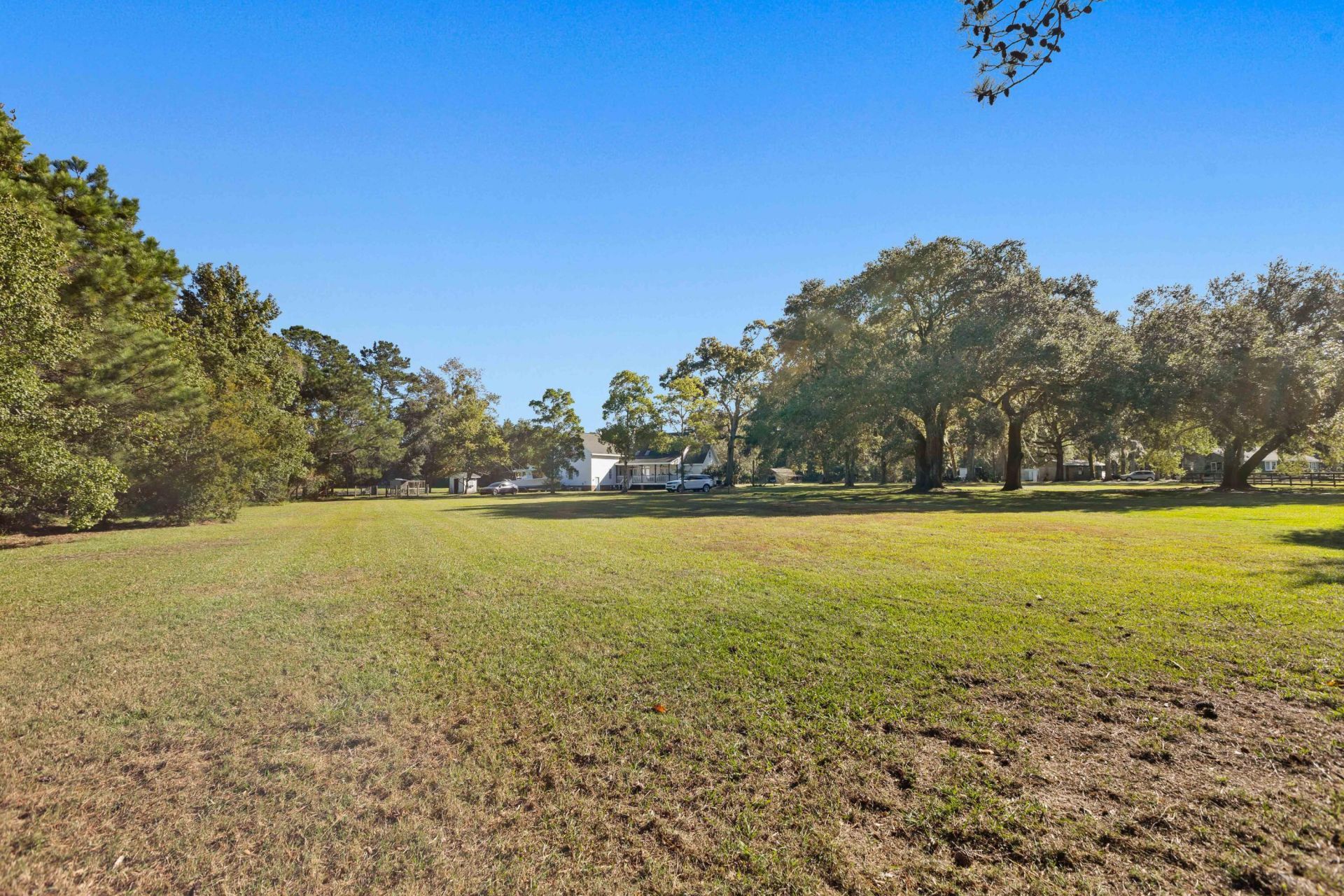 3680 Humbert Road Photo 15