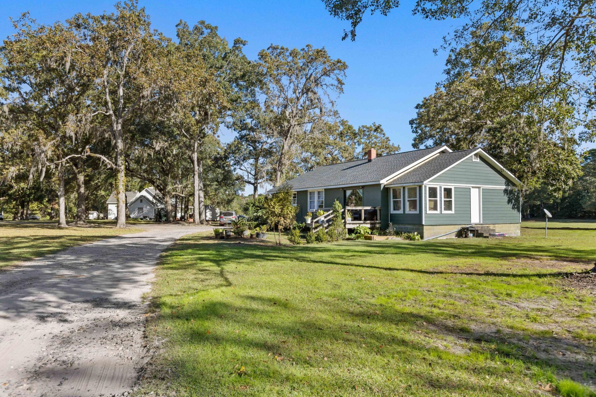 3680 Humbert Road Photo 5