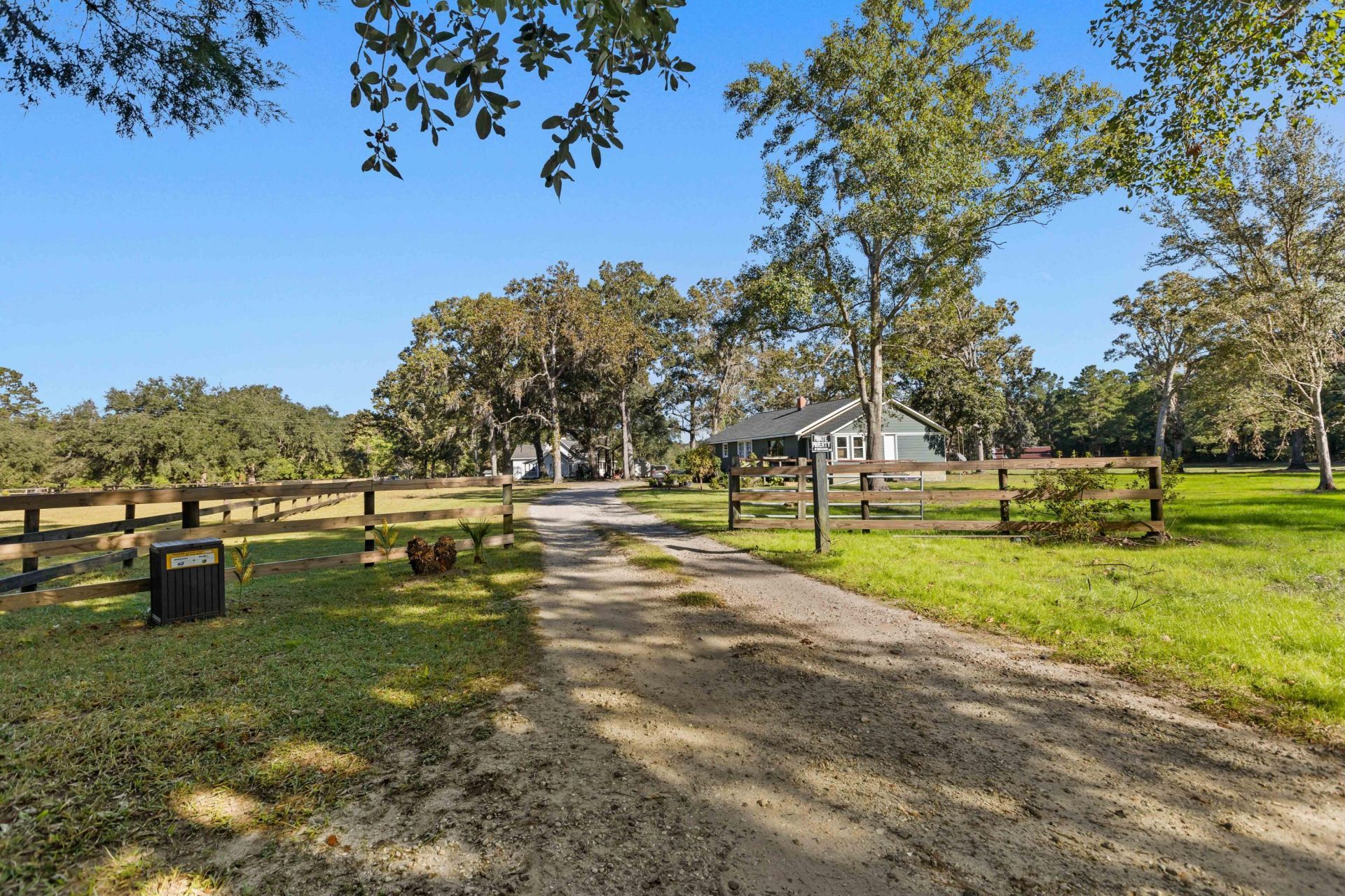 3680 Humbert Road Photo 7