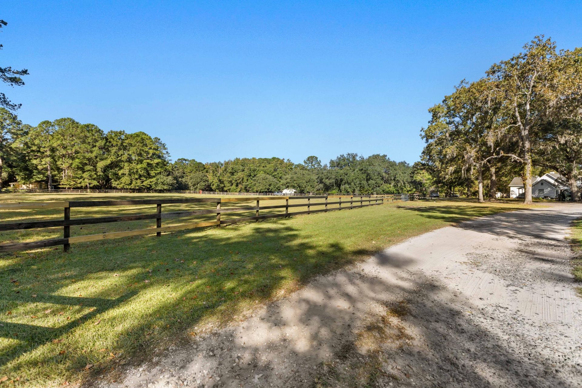 3680 Humbert Road Photo 8