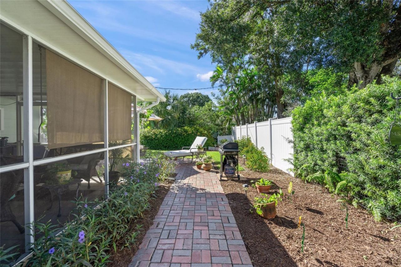 1614 30th Street W, Bradenton, FL 34205 Photo