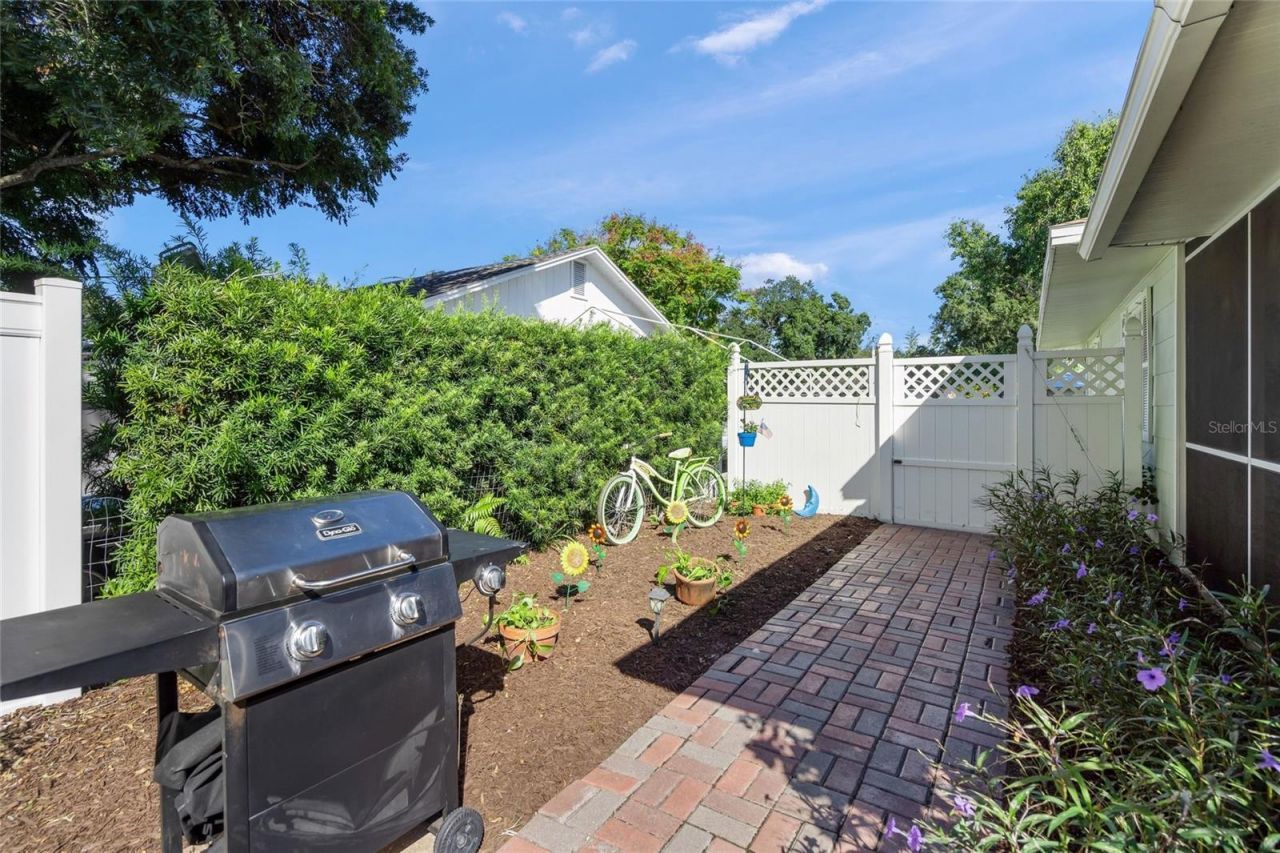 1614 30th Street W, Bradenton, FL 34205 Photo