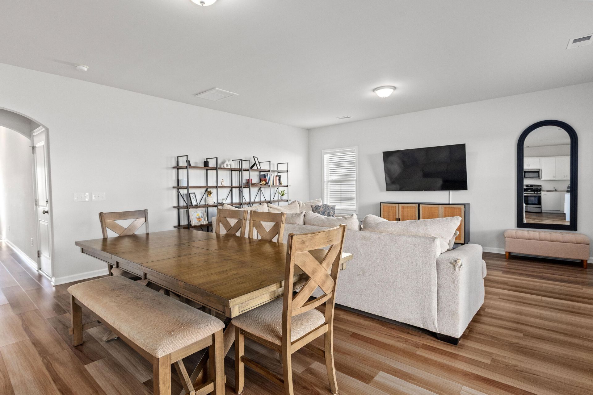 102 Duett Court Photo 15