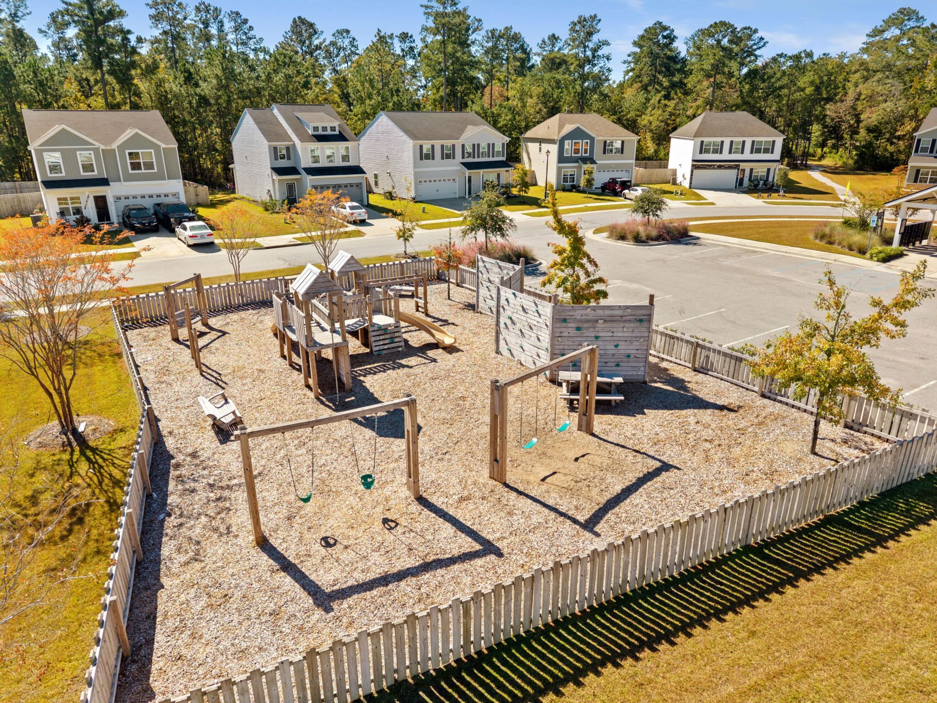 102 Duett Court Photo 30