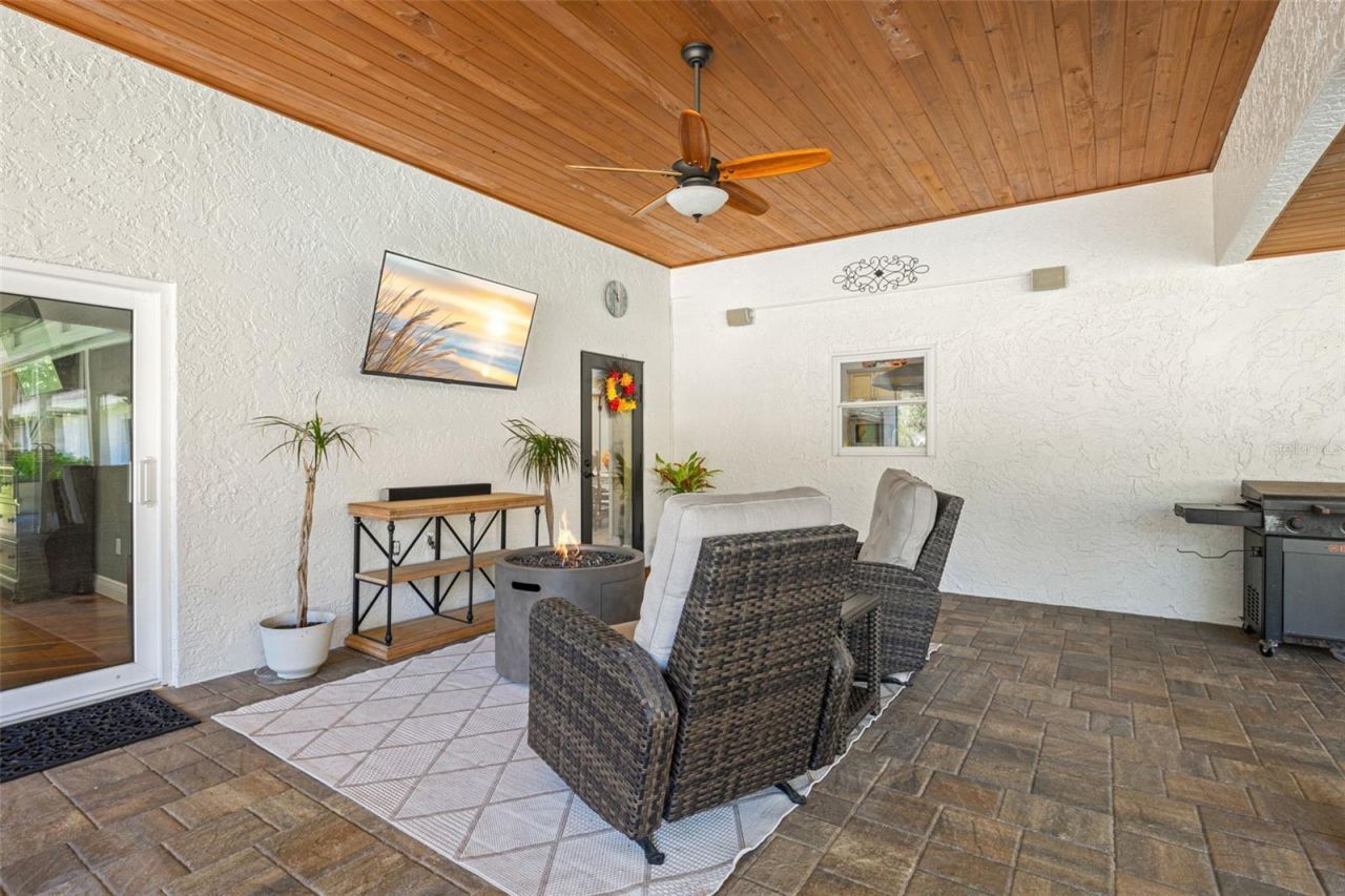 704 Centerbrook Drive , Brandon, FL 33511 Photo