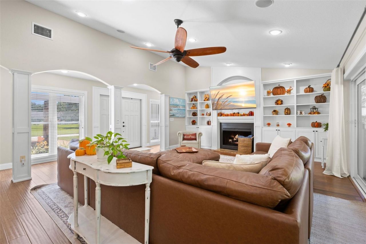704 Centerbrook Drive , Brandon, FL 33511 Photo