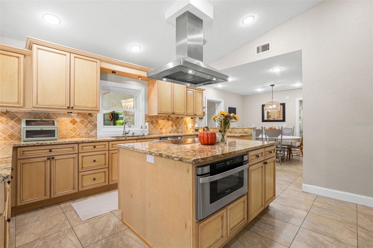 704 Centerbrook Drive , Brandon, FL 33511 Photo