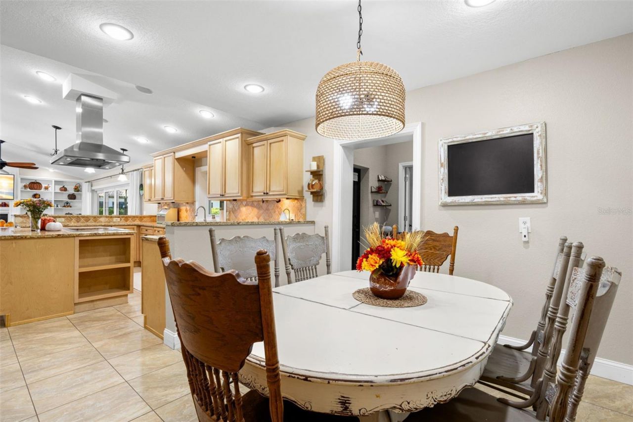 704 Centerbrook Drive , Brandon, FL 33511 Photo