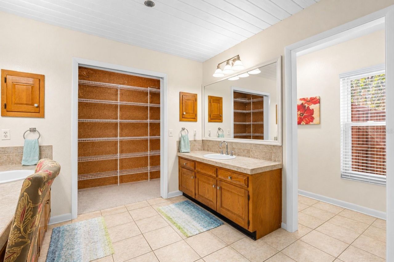 704 Centerbrook Drive , Brandon, FL 33511 Photo