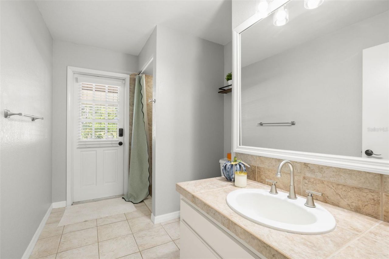 704 Centerbrook Drive , Brandon, FL 33511 Photo